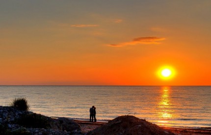 Couple in sunset - photo by johnnyberg, www.sxc.hu